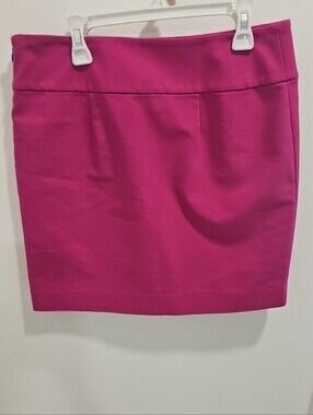 Ann Tylor Pink Mini Skirt Size 4 Petite